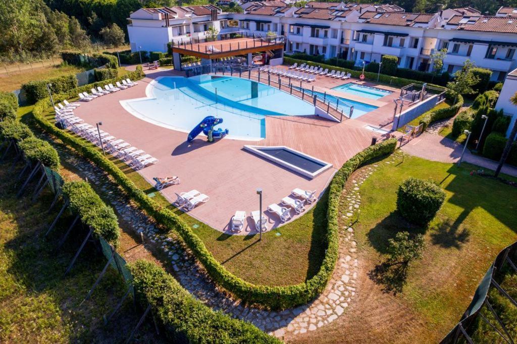 Villaggio Evanike ビビオーネ エクステリア 写真